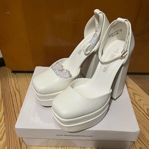Dream Pairs White Platform Heels